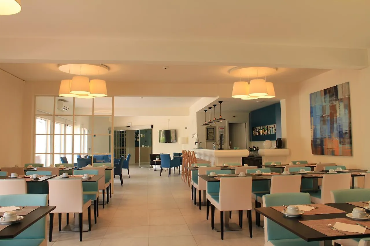 ***  Hotel D'Алкотин Португалия